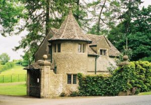 Read more about the article Storybook Style, Design and History.