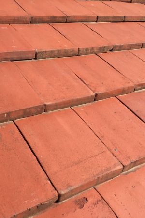 Classic English Flat Tile